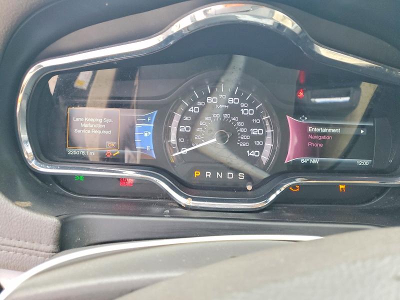 Фото 9 с аукциона – 2015 LINCOLN MKT с VIN 2LMHJ5AT2FBL01205