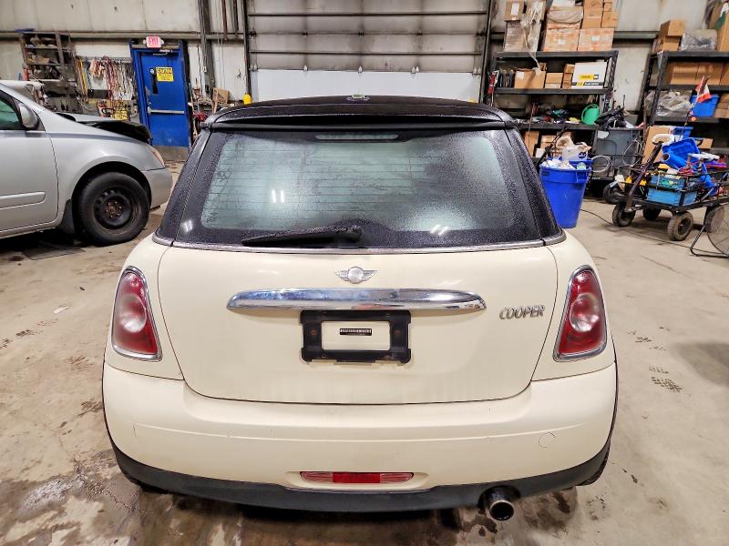 Photo 6 from auction – 2013 MINI COOPER with VIN WMWSU3C50DT689481
