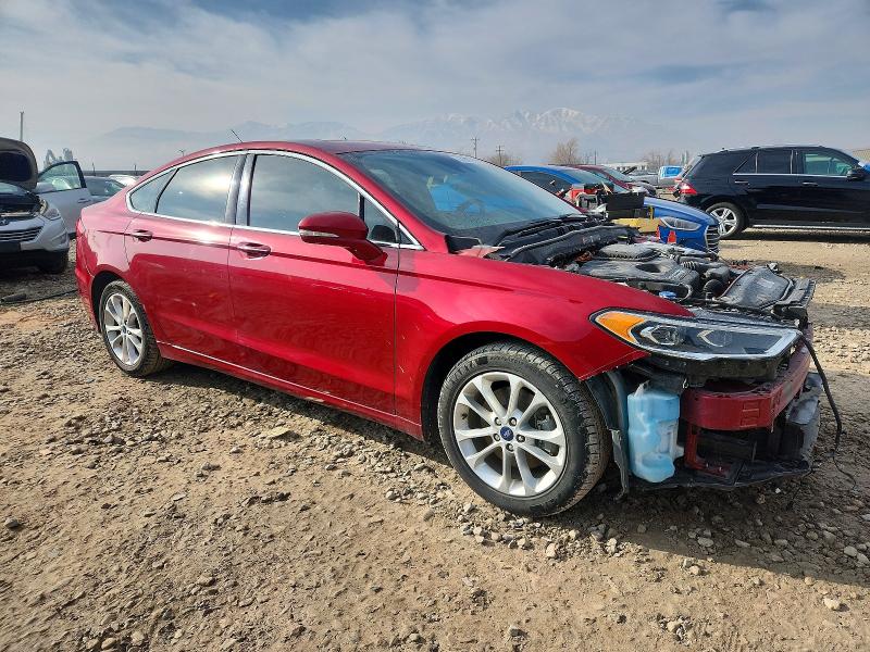 Photo 4 from auction – 2019 FORD FUSION TIT with VIN 3FA6P0SU7KR277162