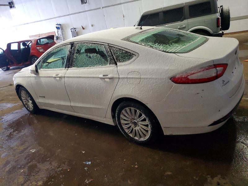 Photo 2 from auction – 2014 FORD FUSION with VIN 3FA6P0LU1ER339576