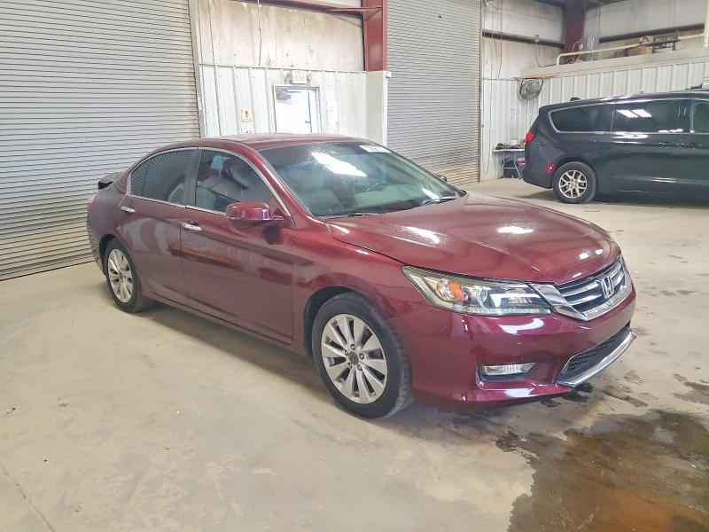 Photo 4 from auction – 2015 HONDA ACCORD with VIN 1HGCR2F8XFA085624