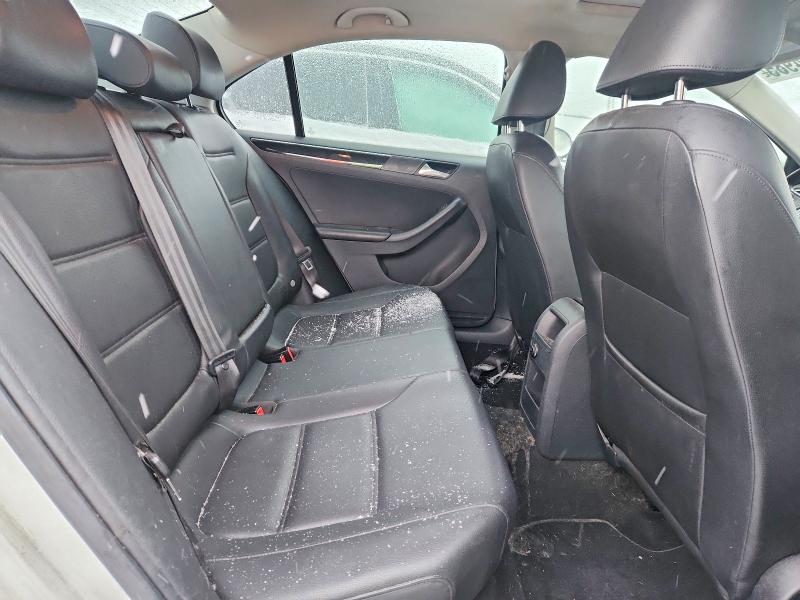 Photo 10 from auction – 2016 VOLKSWAGEN JETTA with VIN 3VWL17AJ4GM213631