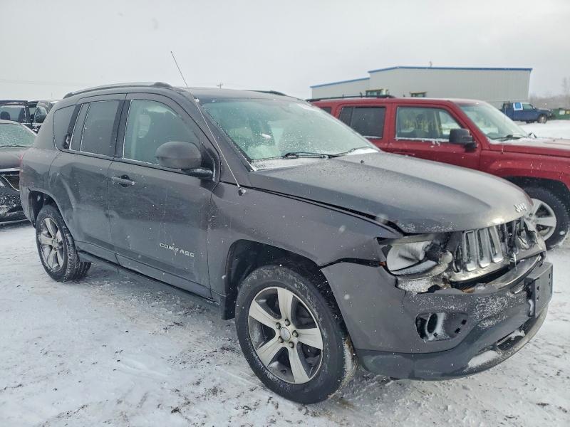 Photo 4 from auction – 2016 JEEP COMPASS with VIN 1C4NJDEBXGD697099