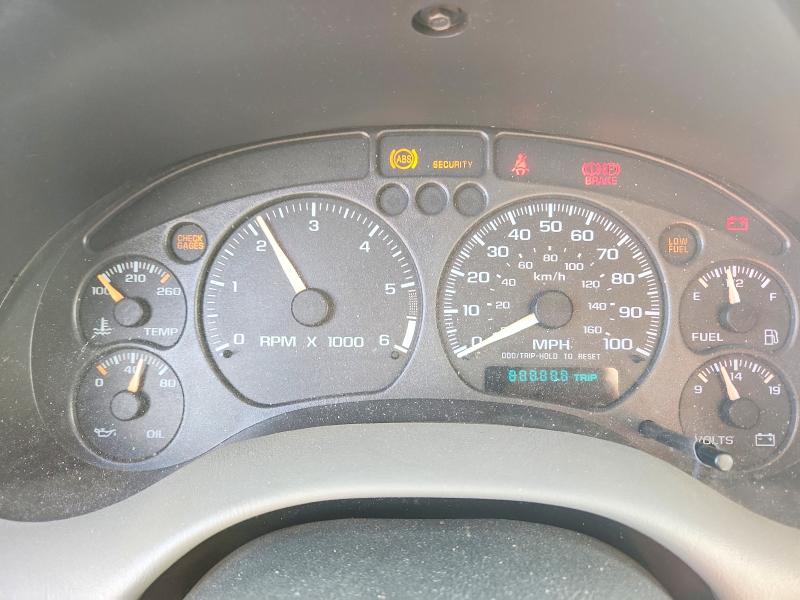 Photo 9 from auction – 2002 CHEVROLET BLAZER with VIN 1GNCS18W82K129561