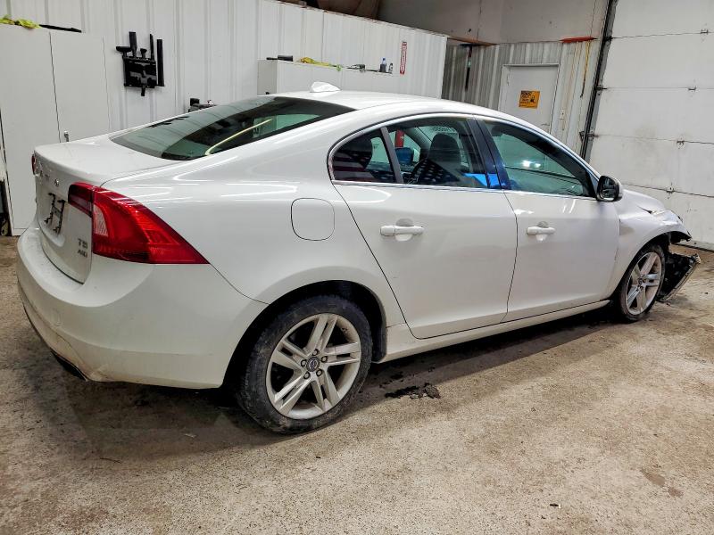 Photo 3 from auction – 2015 VOLVO S60 PREMIE with VIN YV1612TB9F1307115