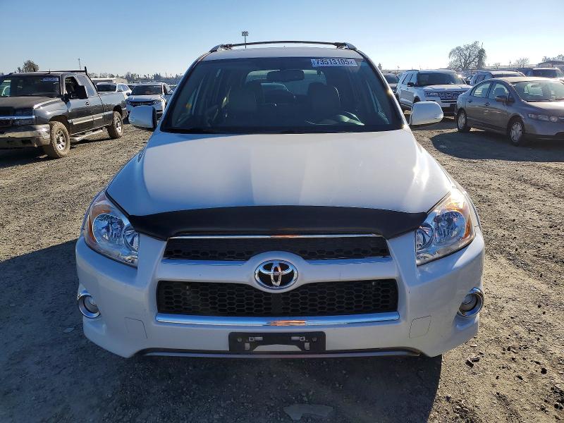 Photo 5 from auction – 2011 TOYOTA RAV4 LIMIT with VIN 2T3YF4DV1BW104736