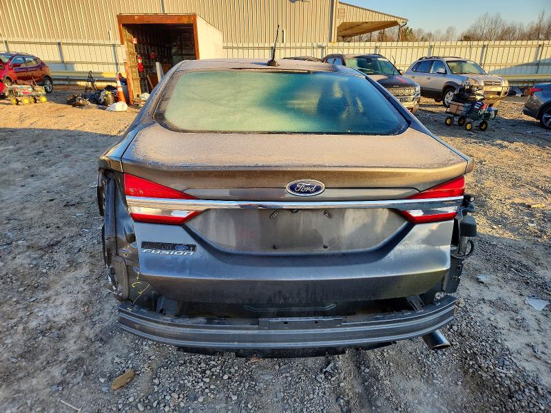 Photo 6 from auction – 2018 FORD FUSION S with VIN 3FA6P0G76JR229783