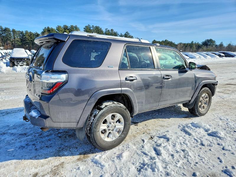 صورة رقم 3 من المزاد - 2015 TOYOTA 4RUNNER SR مع VIN JTEBU5JR2F5209951