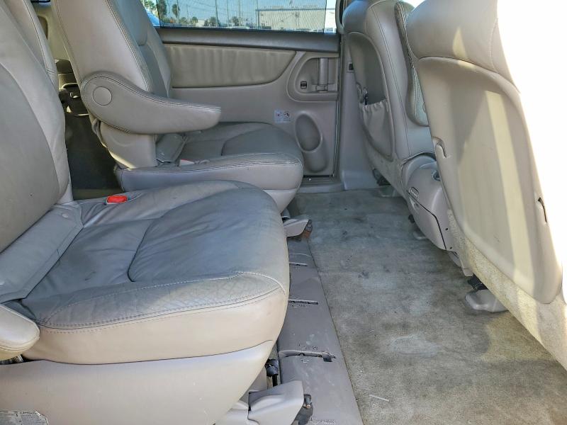 Photo 11 from auction – 2007 TOYOTA SIENNA XLE with VIN 5TDBK22C47S002993