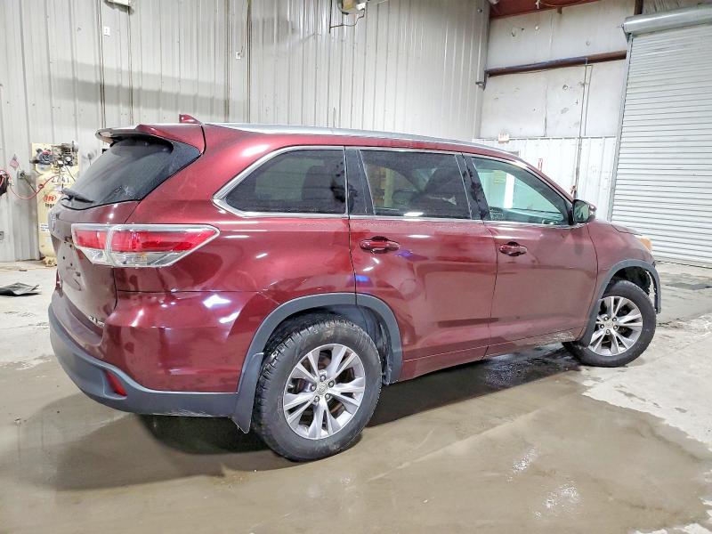 Photo 3 from auction – 2015 TOYOTA HIGHLANDER with VIN 5TDJKRFH3FS172304