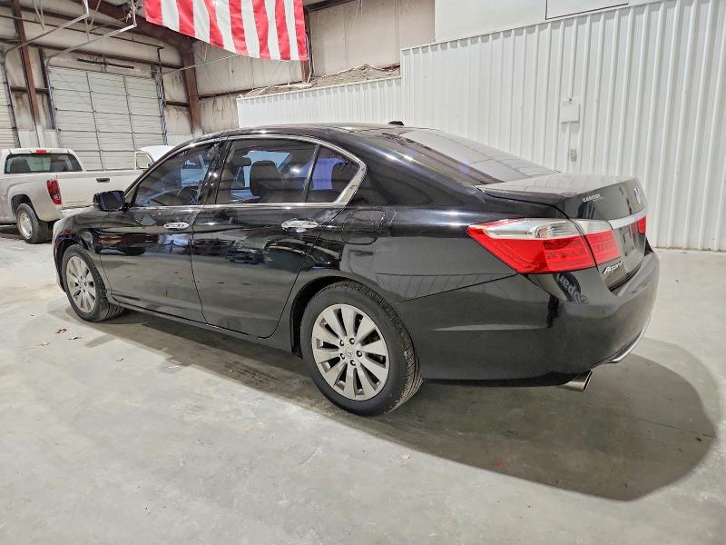 Photo 2 from auction – 2014 HONDA ACCORD with VIN 1HGCR3F85EA025707