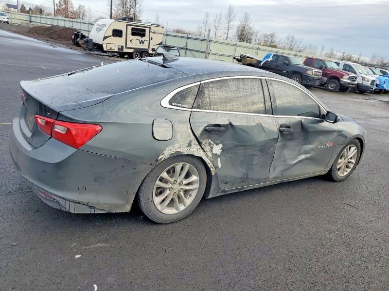Photo 3 from auction – 2017 CHEVROLET MALIBU LT with VIN 1G1ZE5ST8HF109238