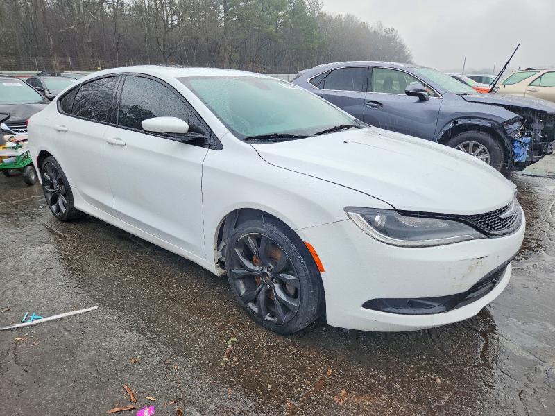 Photo 4 from auction – 2015 CHRYSLER 200 S with VIN 1C3CCCDG4FN643206