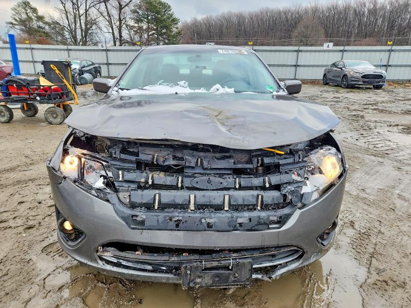 Photo 5 from auction – 2010 FORD FUSION with VIN 3FAHP0HA8AR327068