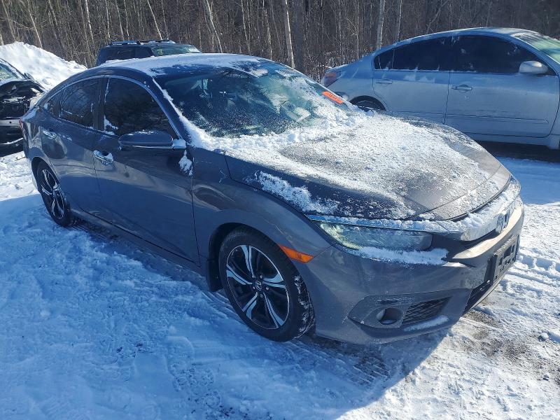 Photo 4 from auction – 2017 HONDA CIVIC with VIN 2HGFC1F99HH105982