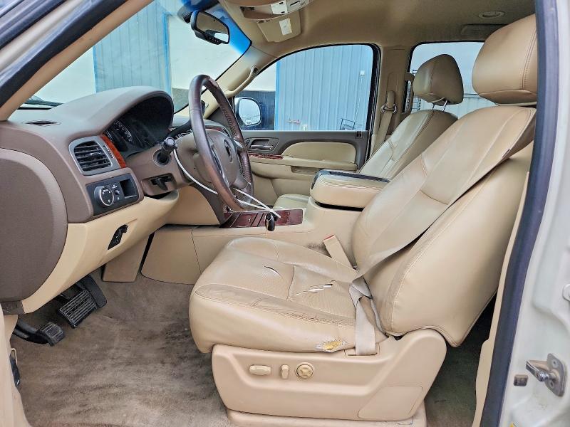 Photo 7 from auction – 2012 CHEVROLET SUBURBAN C with VIN 1GNSCKE09CR273126