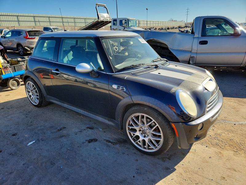 Photo 4 from auction – 2006 MINI COOPER S with VIN WMWRE33566TJ34663