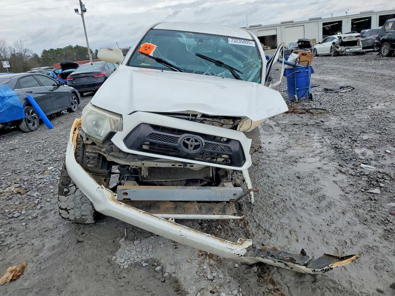 Photo 5 from auction – 2015 TOYOTA TACOMA with VIN 5TFJX4GN2FX046597