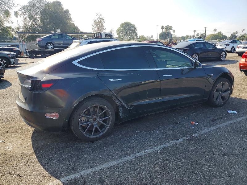 Photo 3 from auction – 2018 TESLA MODEL 3 with VIN 5YJ3E1EA8JF026435