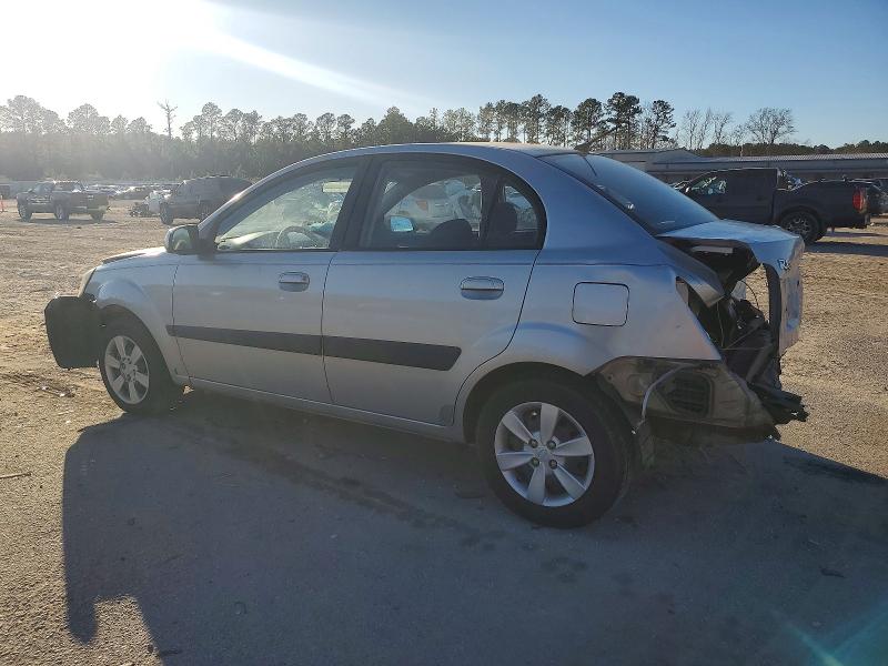 Photo 2 from auction – 2008 KIA RIO with VIN KNADE123586421279