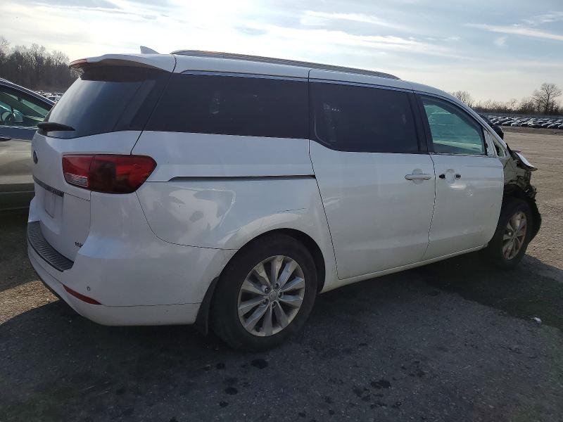 Photo 3 from auction – 2015 KIA SEDONA EX with VIN KNDMC5C13F6046082