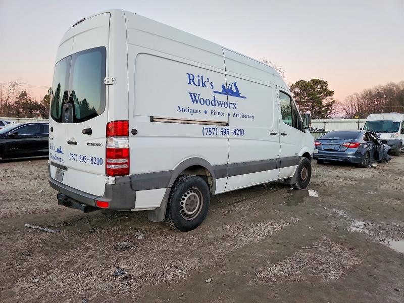 Photo 3 from auction – 2013 MERCEDES-BENZ SPRINTER 2 with VIN WD3PE7CC9D5812091