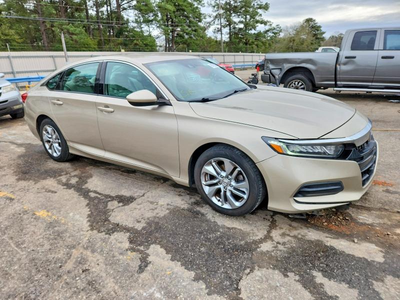 Photo 4 from auction – 2018 HONDA ACCORD LX with VIN 1HGCV1F17JA096839