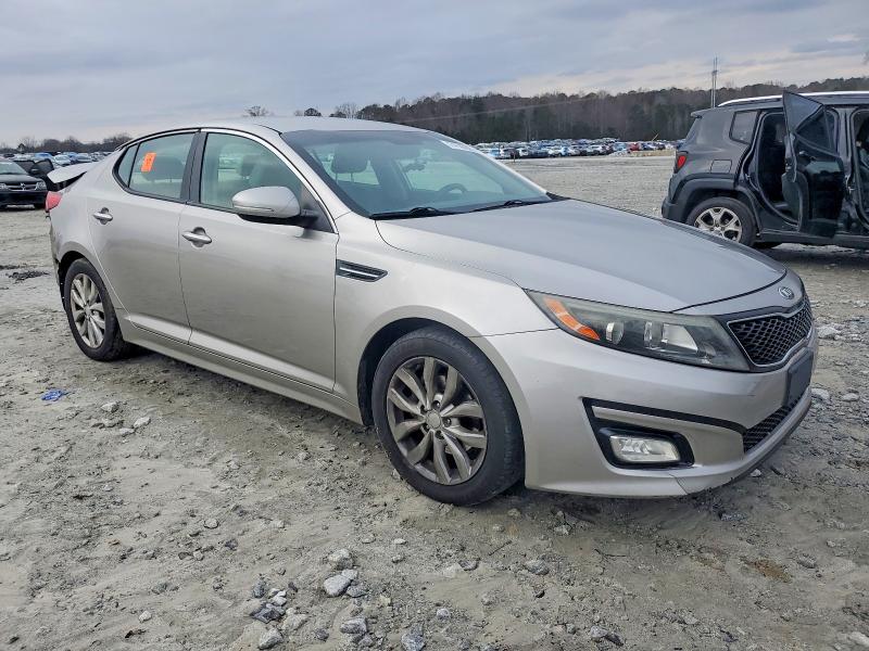 Photo 4 from auction – 2015 KIA OPTIMA LX with VIN 5XXGM4A74FG467046