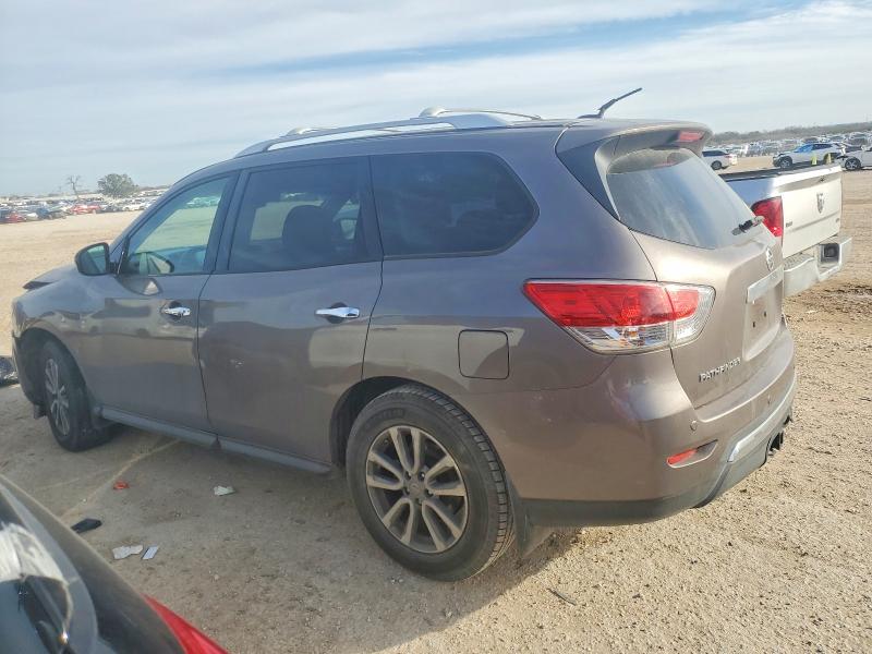 Photo 2 from auction – 2013 NISSAN PATHFINDER with VIN 5N1AR2MN7DC616368