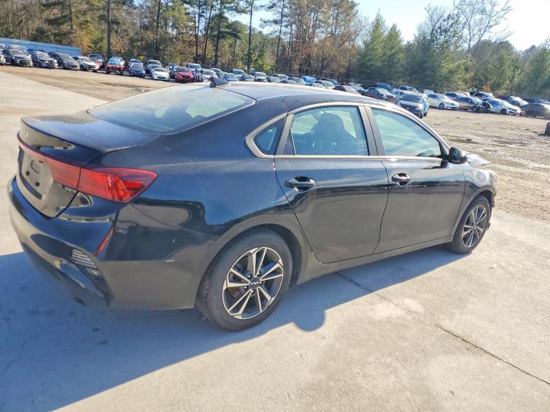 Photo 3 from auction – 2023 KIA FORTE LX with VIN 3KPF24AD0PE601682