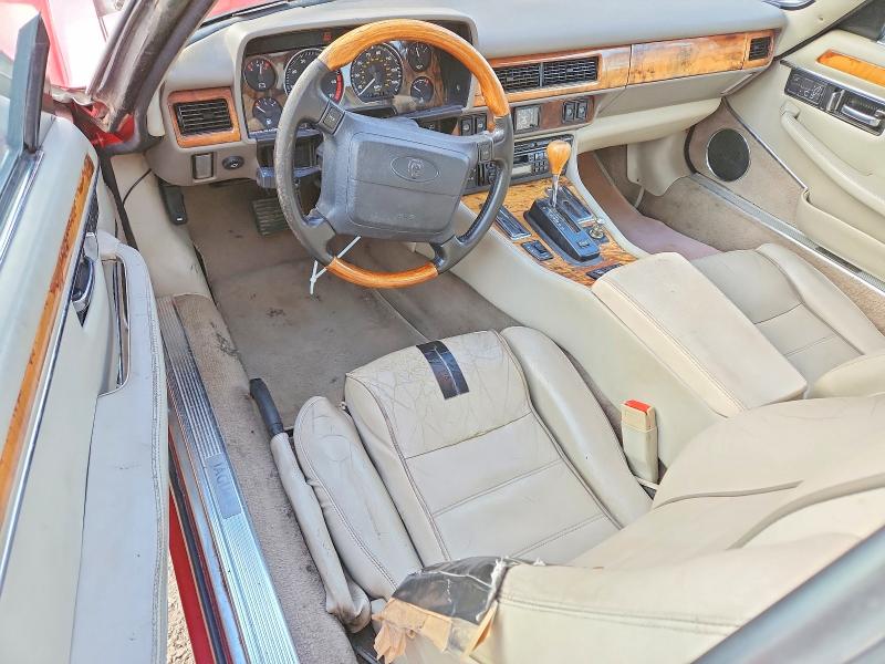 Photo 8 from auction – 1996 JAGUAR XJS with VIN SAJNX2748TC225535