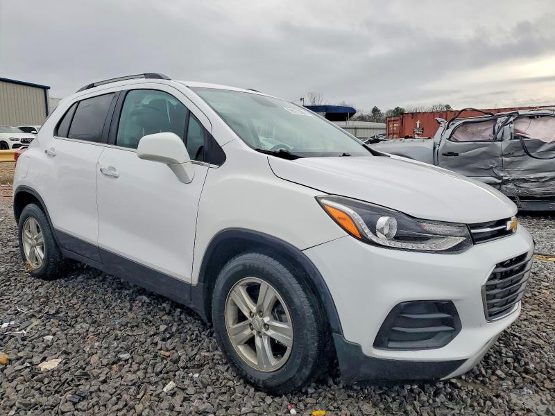 Photo 4 from auction – 2020 CHEVROLET TRAX with VIN 3GNCJLSB8LL302452