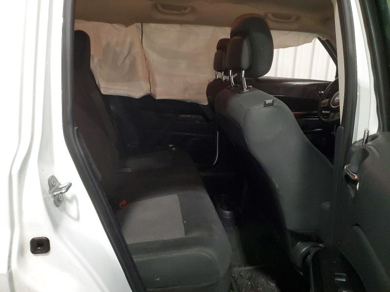 Photo 11 from auction – 2015 JEEP PATRIOT with VIN 1C4NJRFB4FD381689