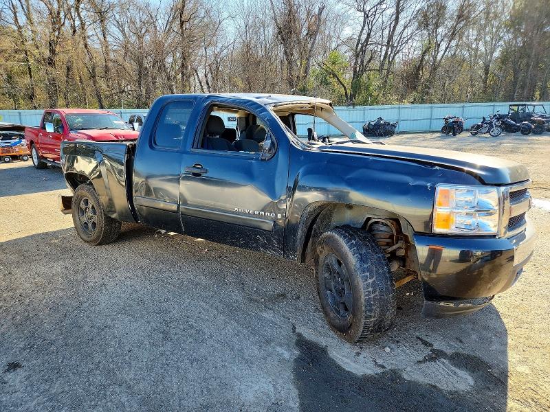 Photo 4 from auction – 2007 CHEVROLET SILVERADO with VIN 2GCEK19C771726116