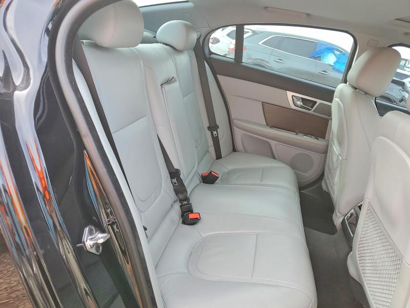 Photo 10 from auction – 2013 JAGUAR XF with VIN SAJWA0ES3DPU00604