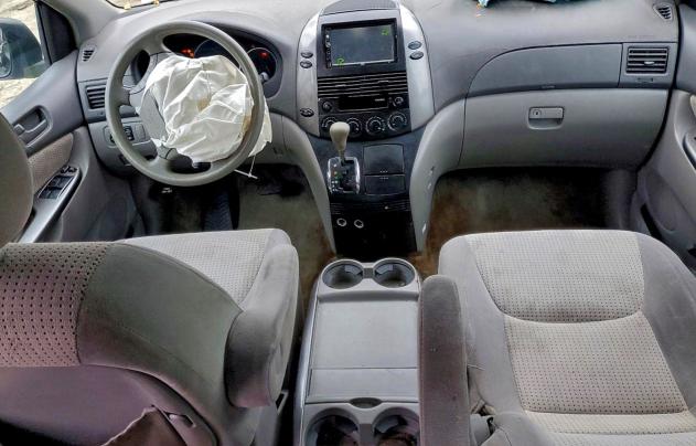 Photo 8 from auction – 2007 TOYOTA SIENNA CE with VIN 5TDZK23C67S009599
