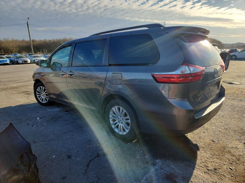 Photo 2 from auction – 2017 TOYOTA SIENNA with VIN 5TDYZ3DC7HS809860
