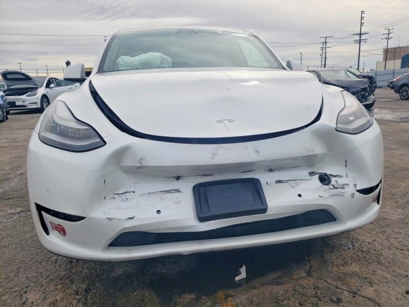 Photo 5 from auction – 2020 TESLA MODEL Y with VIN 5YJYGDEE4LF059651