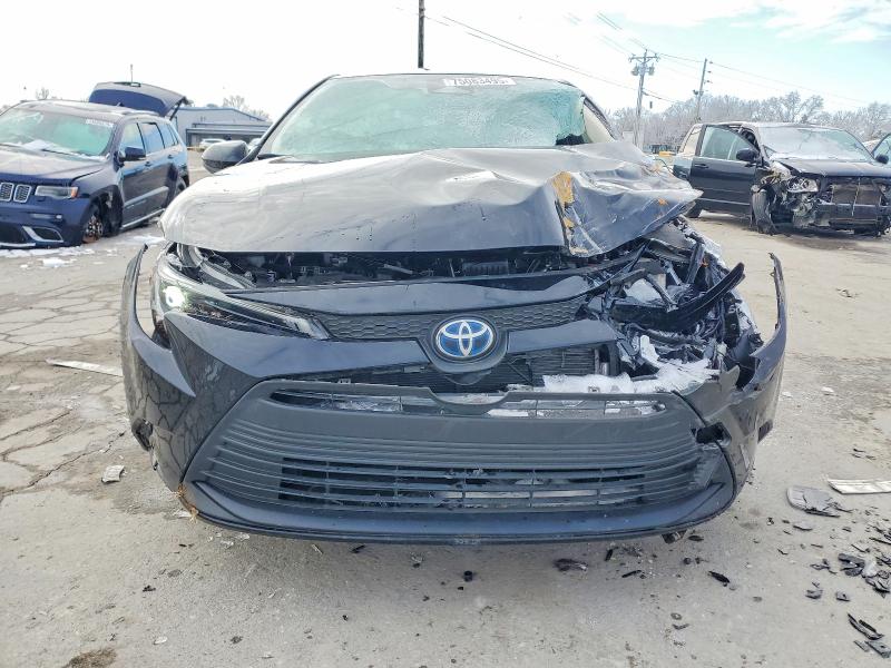 Photo 5 from auction – 2023 TOYOTA COROLLA with VIN JTDBCMFE6P3002676