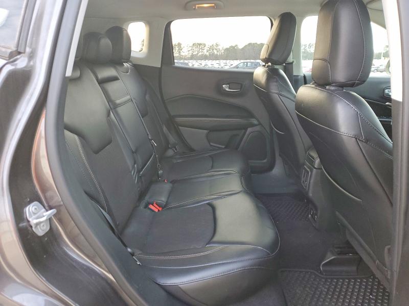 Photo 11 from auction – 2018 JEEP COMPASS with VIN 3C4NJDBB7JT185077