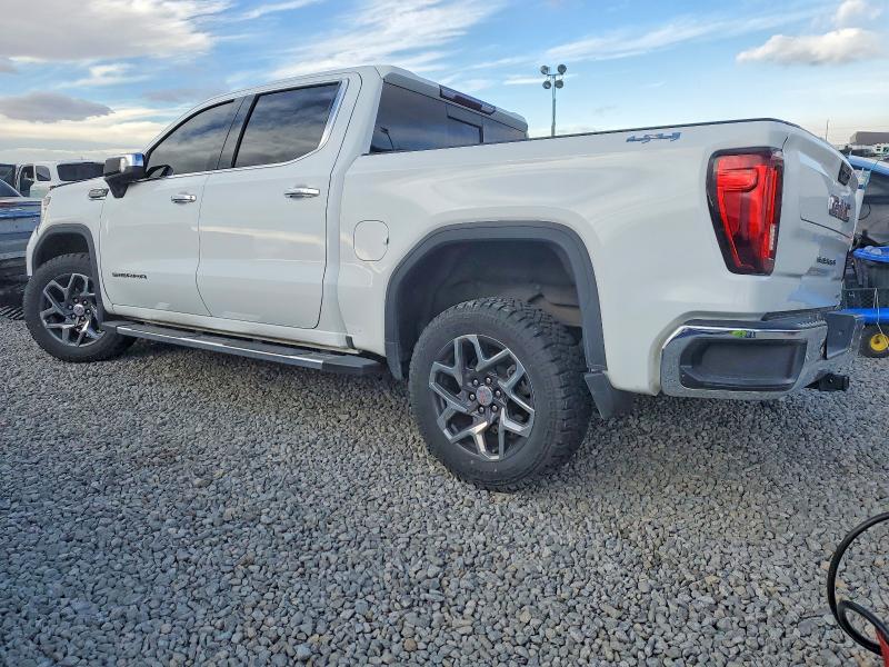 Photo 2 from auction – 2022 GMC SIERRA with VIN 3GTUUDED1NG599440