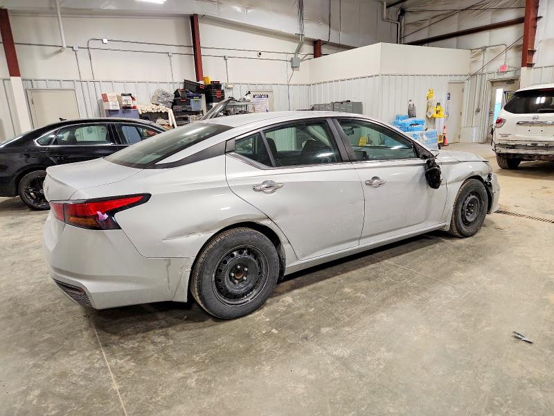 Photo 3 from auction – 2022 NISSAN ALTIMA S with VIN 1N4BL4BV3NN373761