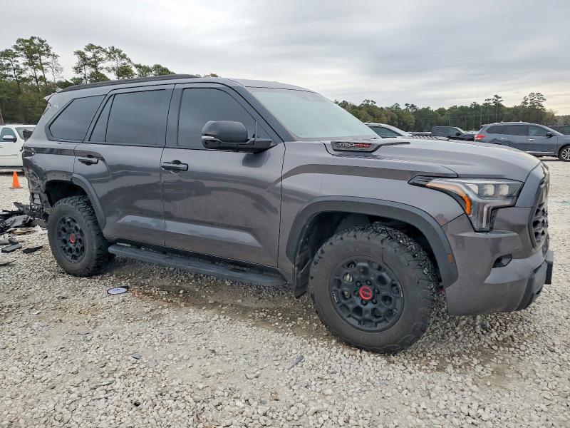 Photo 4 from auction – 2023 TOYOTA SEQUOIA SR with VIN 7SVAAABA6PX012478