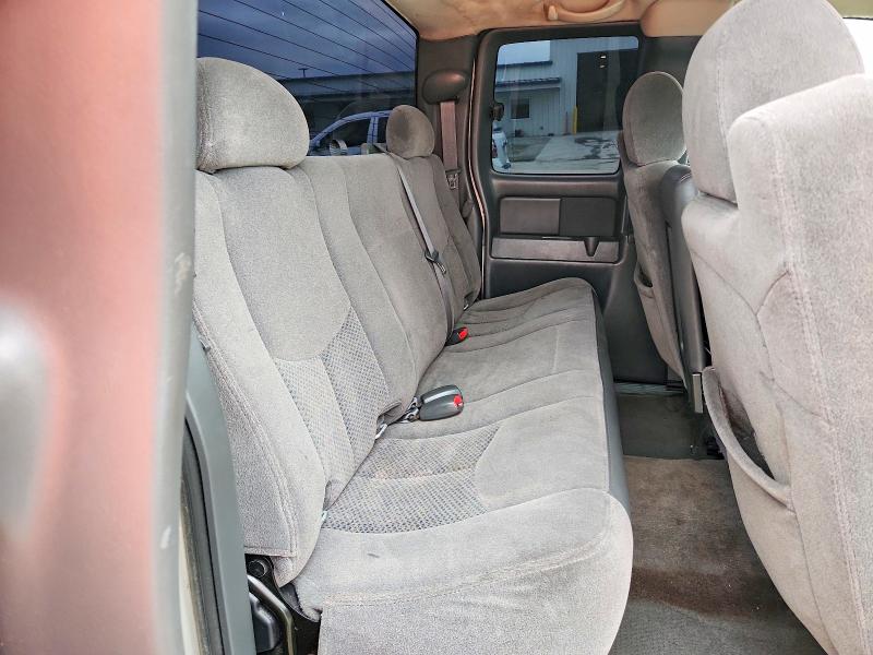 Photo 10 from auction – 2006 CHEVROLET SILVERADO with VIN 1GCEC19V56Z222605