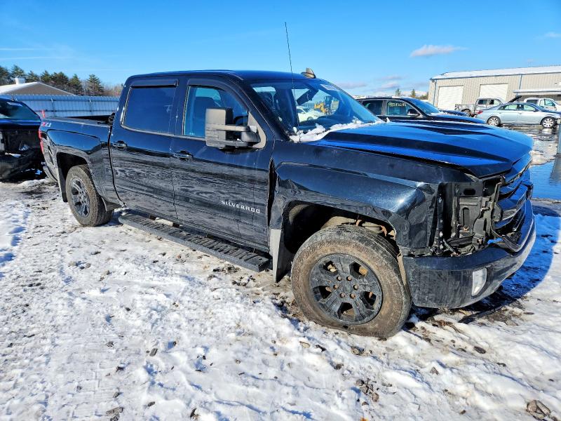 Photo 4 from auction – 2018 CHEVROLET SILVERADO with VIN 3GCUKREC0JG211280