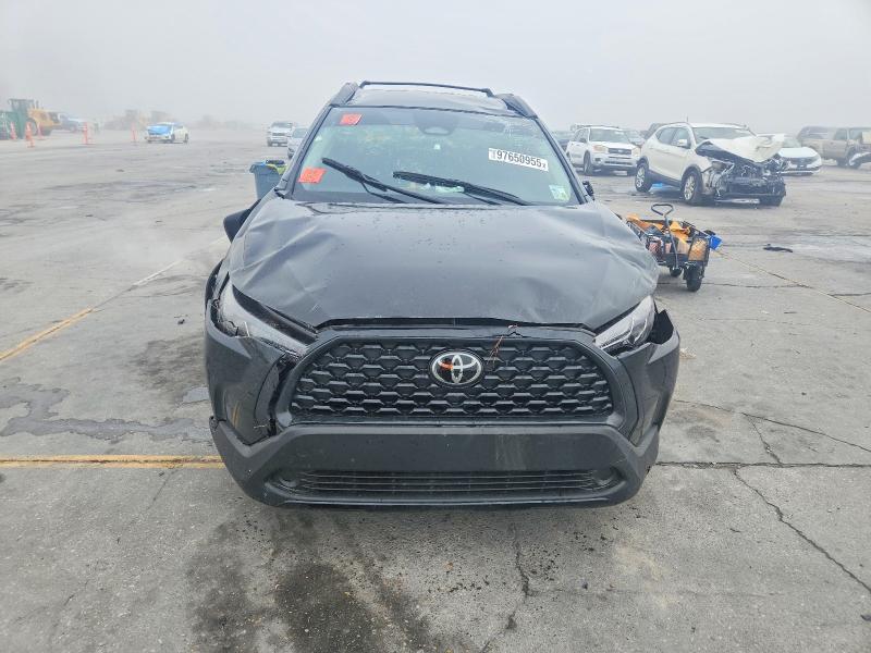 Photo 5 from auction – 2025 TOYOTA COROLLA CROSS with VIN 7MUCAAAG4SV145608