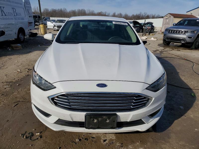 Photo 5 from auction – 2017 FORD FUSION with VIN 3FA6P0H72HR401414