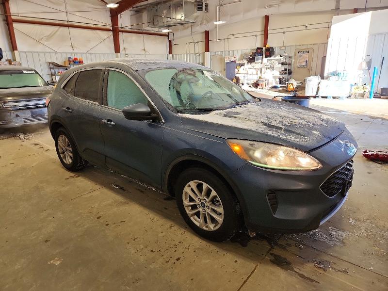 Photo 4 from auction – 2020 FORD ESCAPE SE with VIN 1FMCU0G64LUC68554