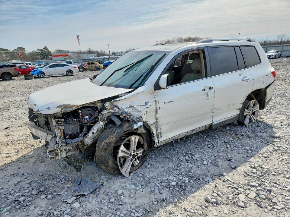 TOYOTA HIGHLANDER 2013 with VIN 5TDYK3EH1DS127761 - Photo from auction