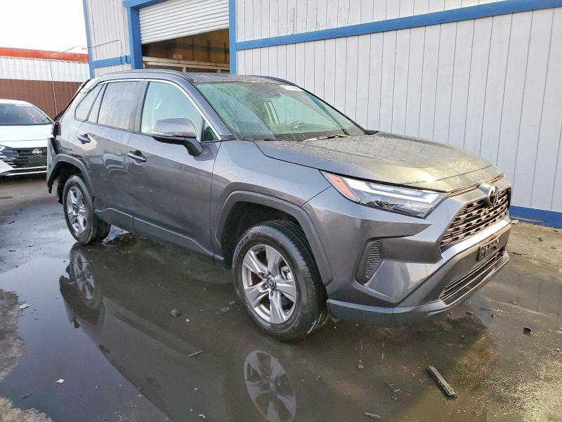 Photo 4 from auction – 2025 TOYOTA RAV4 with VIN 2T3P1RFV1SC507668